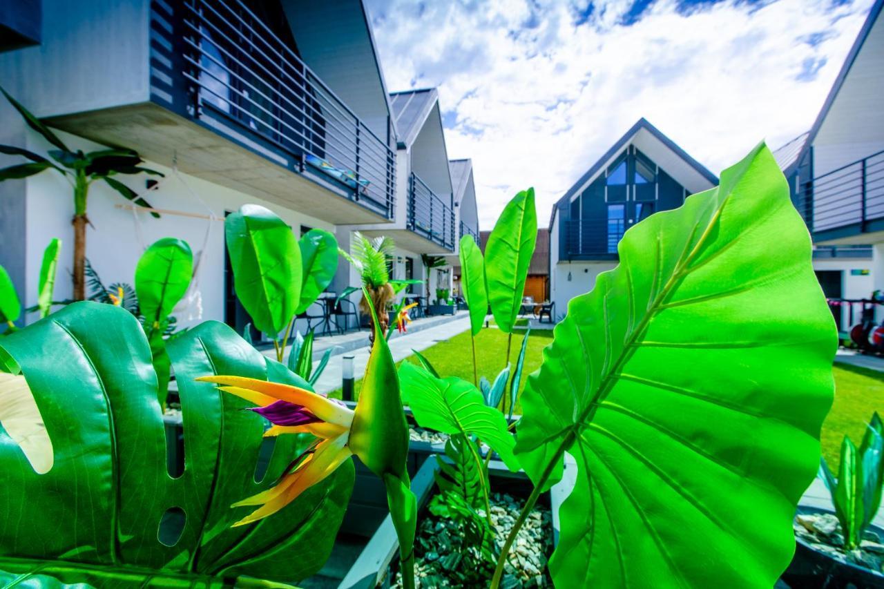 Temple Luxury Resort Rewal Exterior photo